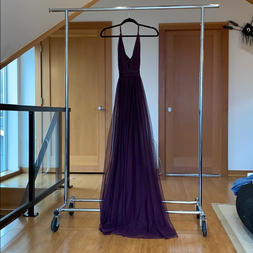 Gown - Picture 2 of 4